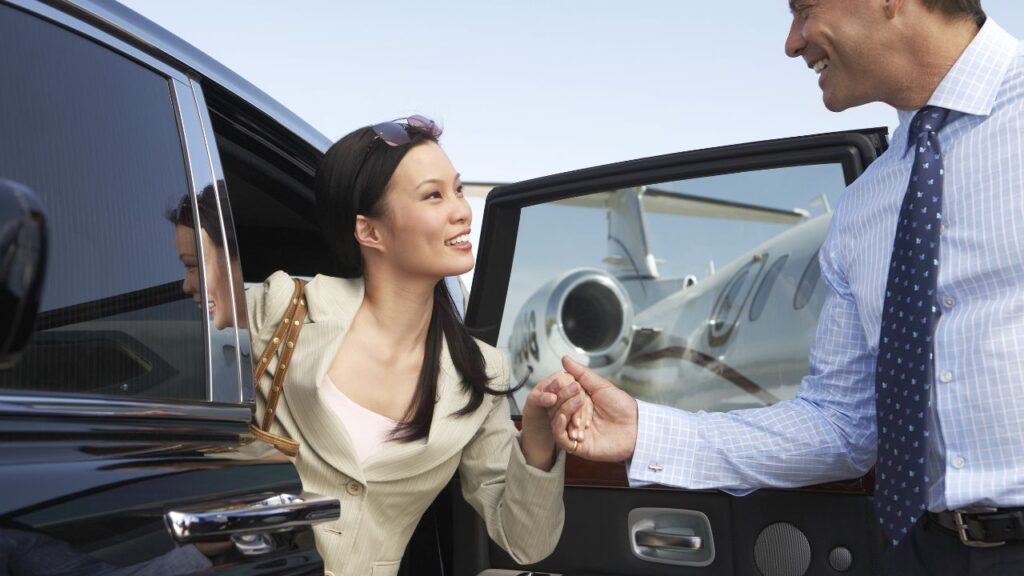 Airport transfer, Blacklivery, Services