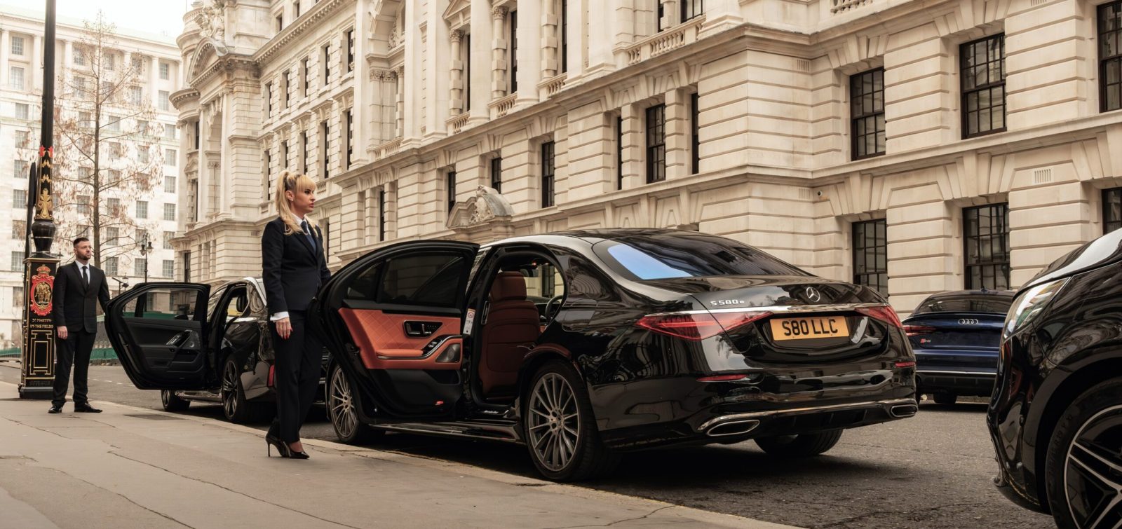 67d212a6f1c772bf6b36fdf0_Luxury event chauffeur service for VIP guests
